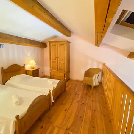 Apartment Magnificent Flat In The Heart Of Lavender Fields - 8-9 People